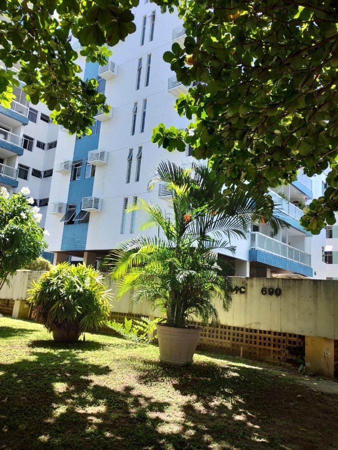 Apartamento Amplo A 700 Metros Da Praia Recife Exterior photo